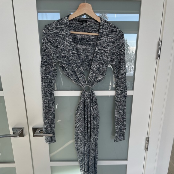 Dynamite Cutout Dress, XS, Long Sleeves - Picture 4 of 7